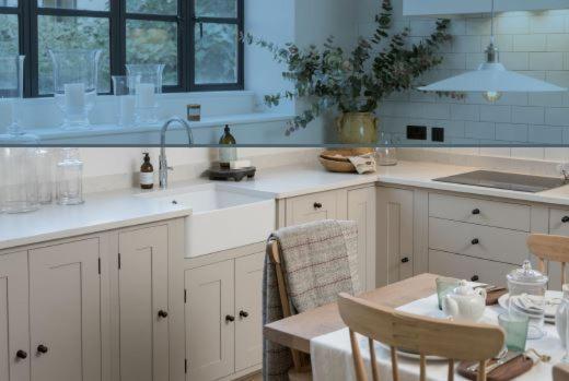 One Navy, Bath Apartment Ngoại thất bức ảnh